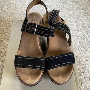 Clarks Platform Sandals